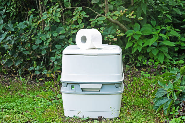 Portable Toilet Options We Offer in Roland, OK